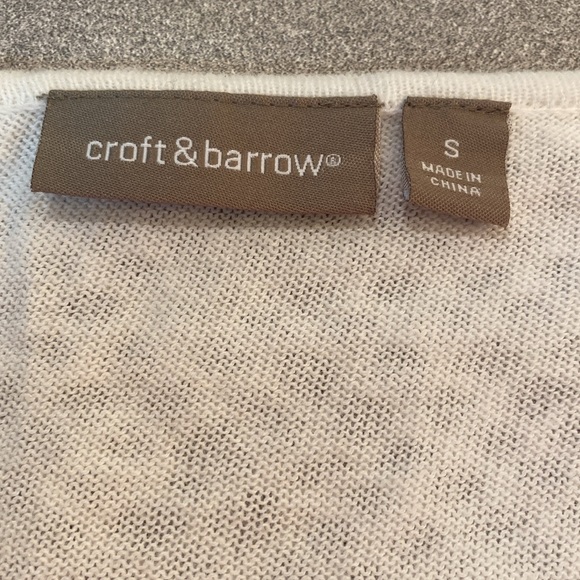 Croft & Barrow - pretty white Crochet top. Size S - Picture 3 of 11